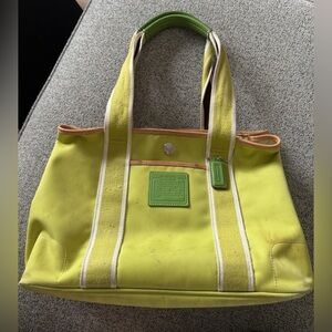 Coach Hampton tote (Y2K vintage!) style IR5656 color chartreuse